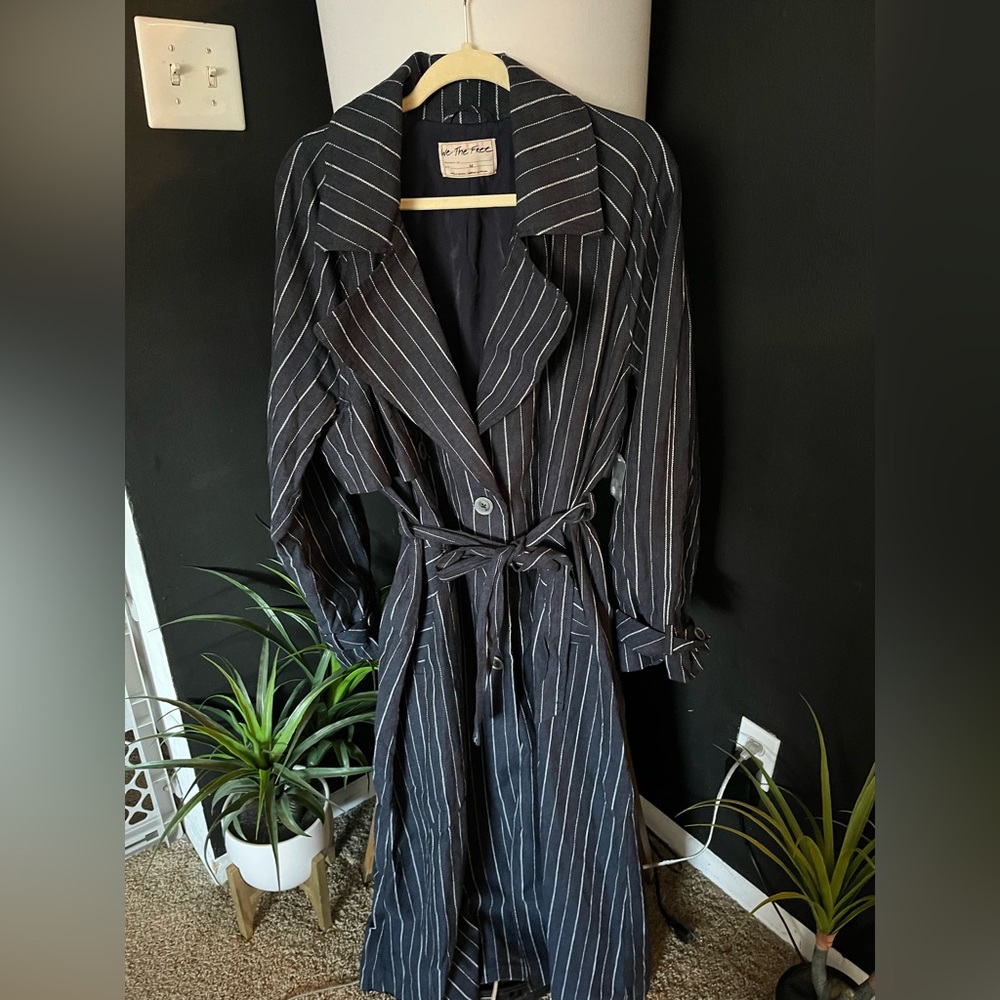 NWOT FREE PEOPLE We The Free Melia Mac Trench Coat In Navy Combo MSRP $228 - Picture 4 of 10